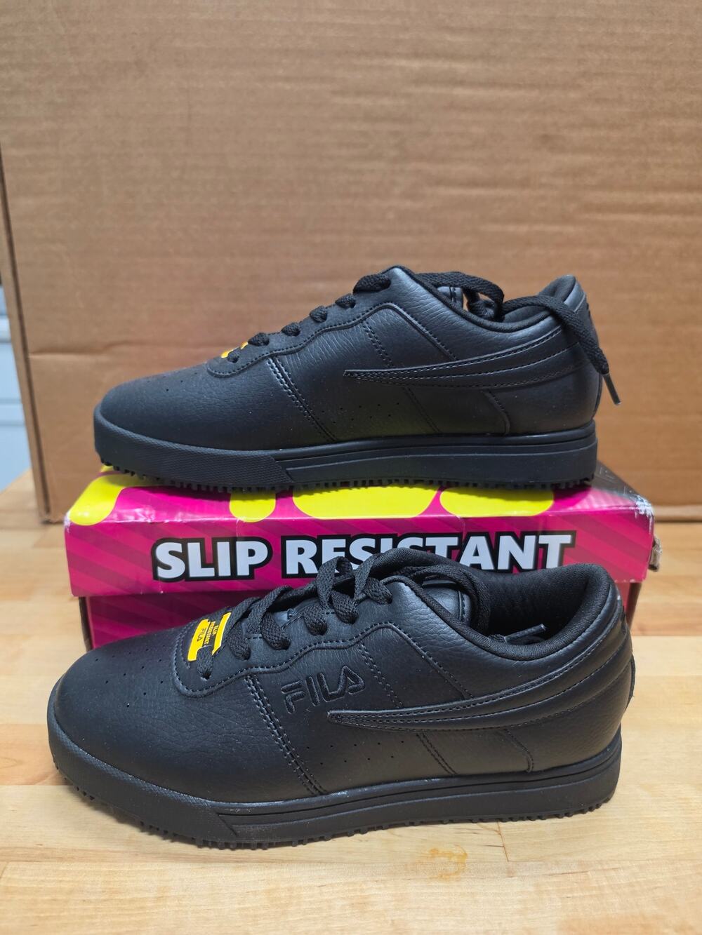Fila Vulc 13 Low Slip Resistant Non Slip Skid Work Shoes Black Womens Size 8